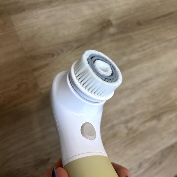 Vanity Planet Facial Scrubbing Brush Electric Skincare Self Care White Tan - Picture 7 of 14